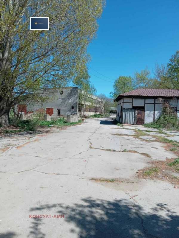 Продава пром. помещение, гр. кюстендил, изток