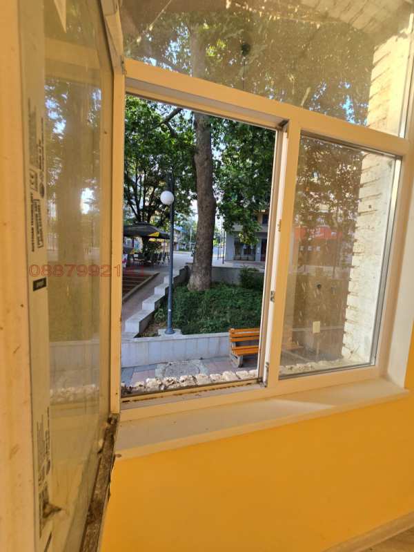 Продава офис, гр. ямбол, център