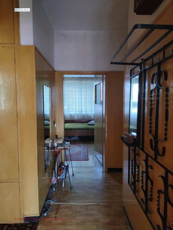 Продава 4-стаен, гр. асеновград, област пловдив