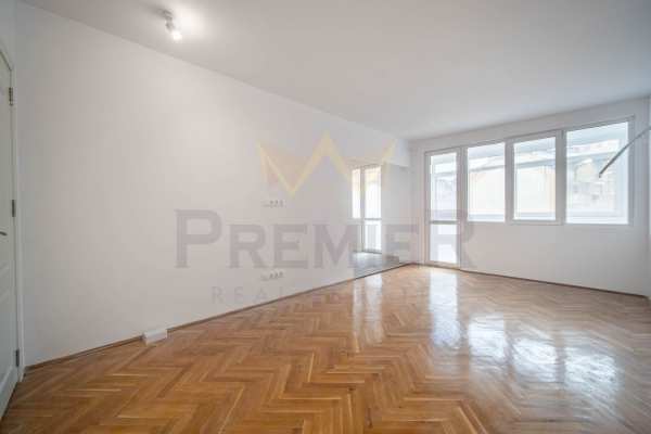 Продава 3-стаен, гр. варна, лятно кино тракия