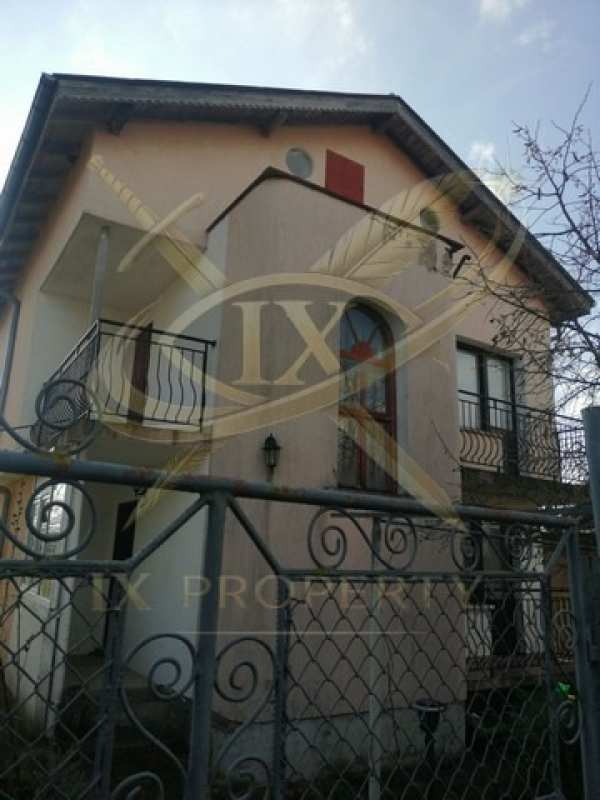 Продава къща, с. ливада, област бургас