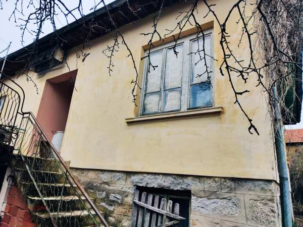 Продава къща, с. жиленци, област кюстендил