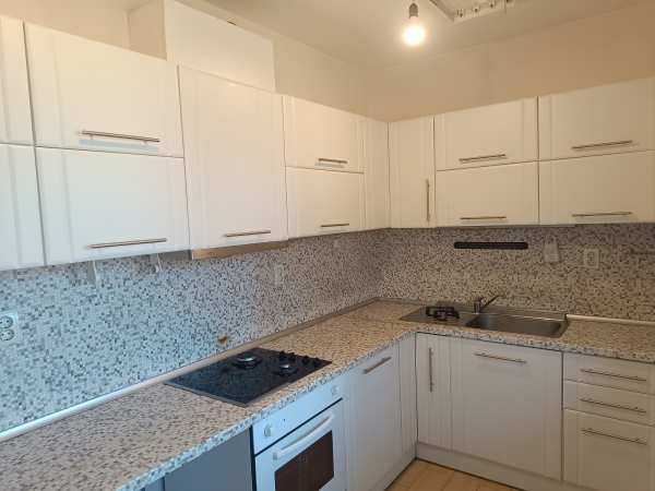 Продава етаж от къща, гр. стара загора, операта