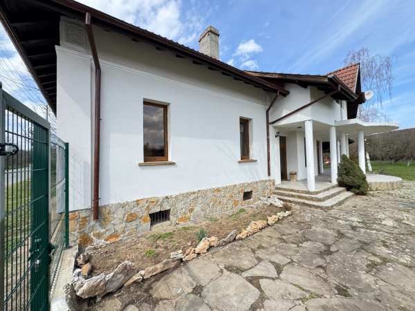 Продава къща, с. брестница, област ловеч