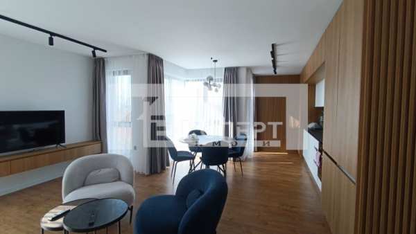 Продава  многостаен град Пловдив, Каменица 2
      131 кв.м