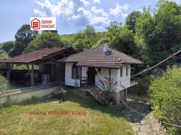 Продава къща, гр. априлци, област ловеч