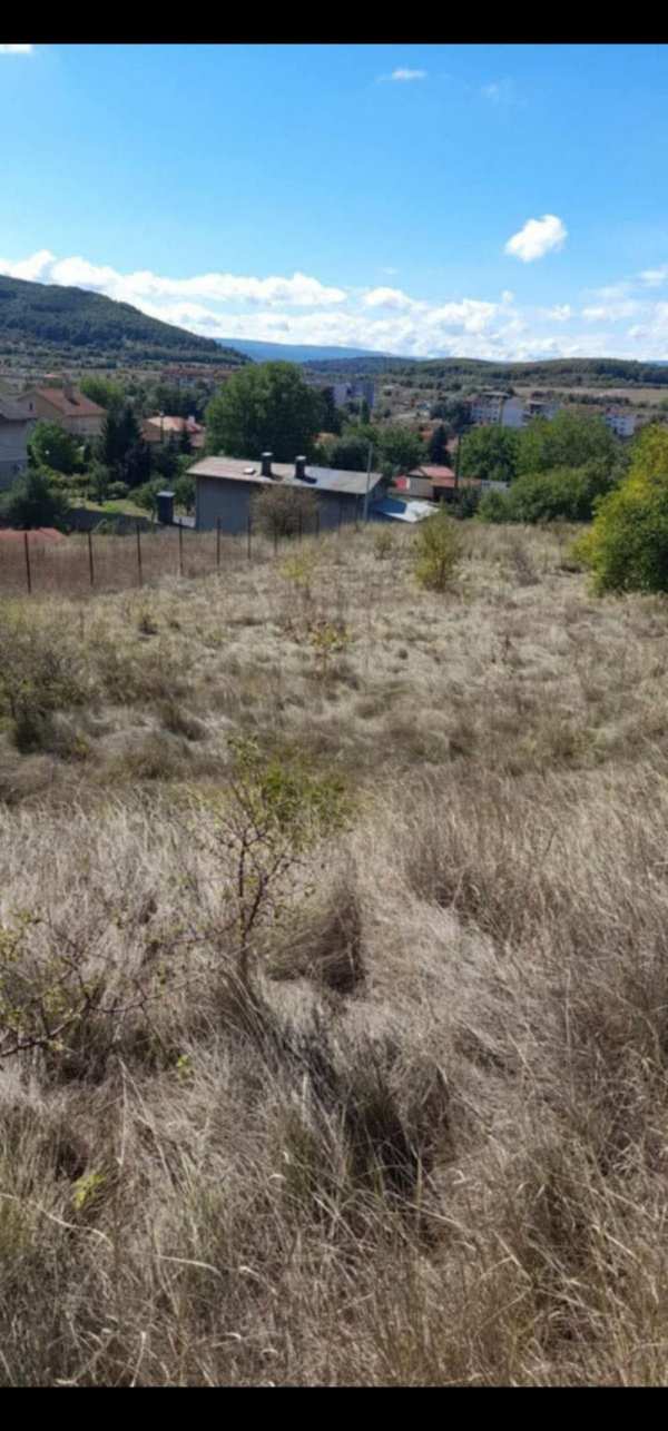 Продава парцел, с. горна малина, област софия област