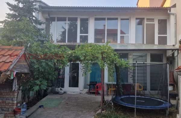 Продава къща, гр. сливен, ново село
