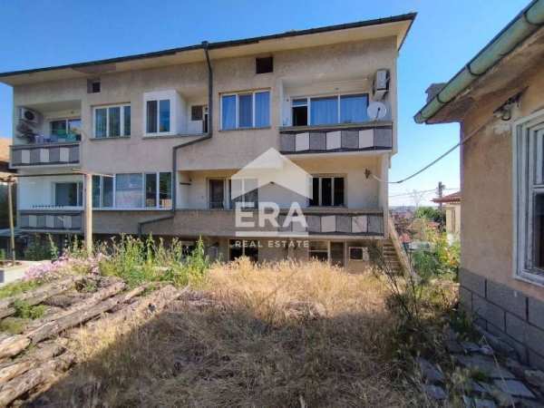 Продава етаж от къща, гр. хасково, македонски