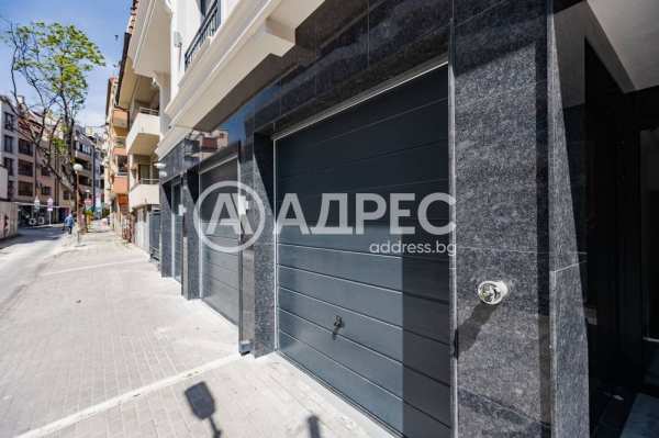 Продава гараж, паркомясто, гр. варна, център