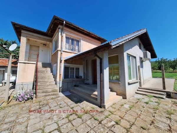 Продава къща, с. лозен, област стара загора