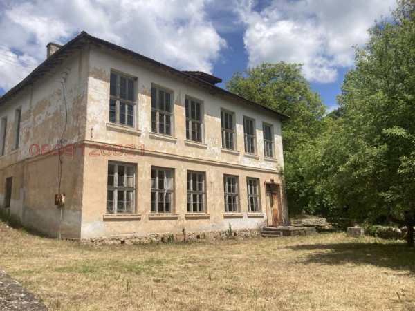 Продава къща, с. пещера, област перник