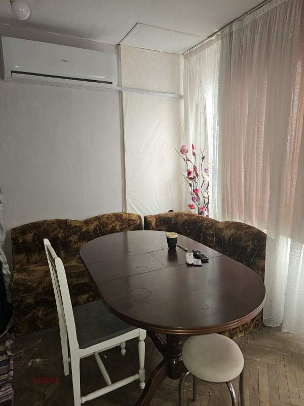 Продава 2-стаен, гр. русе, широк център