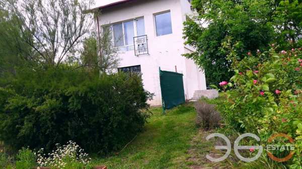 Продава вила, гр. аксаково, област варна