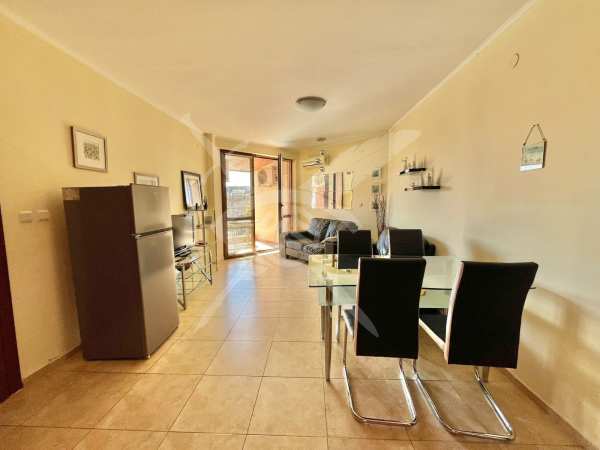 Продава 4-стаен, с. равда, област бургас