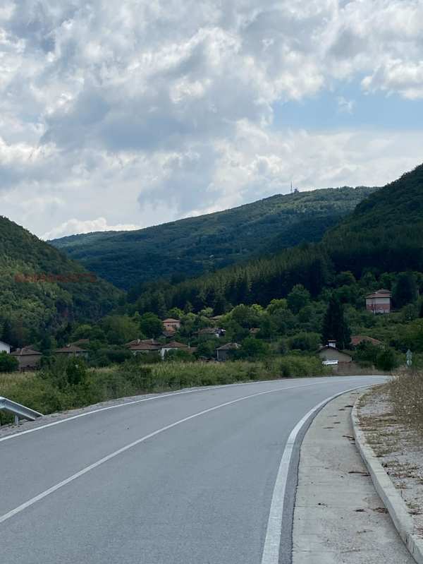 Продава парцел, с. калотина, област софия област