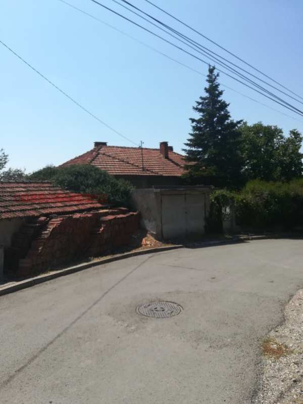 Продава  къща гр. Бяла, област Русе
      140 кв.м