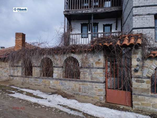 Продава хотел, с. козичино, област бургас