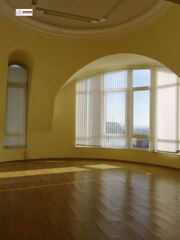 Продава офис, гр. варна, гръцка махала