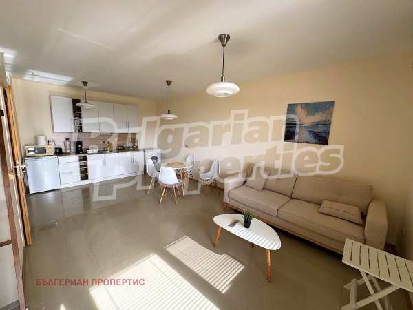 Продава 2-стаен, гр. балчик, област добрич