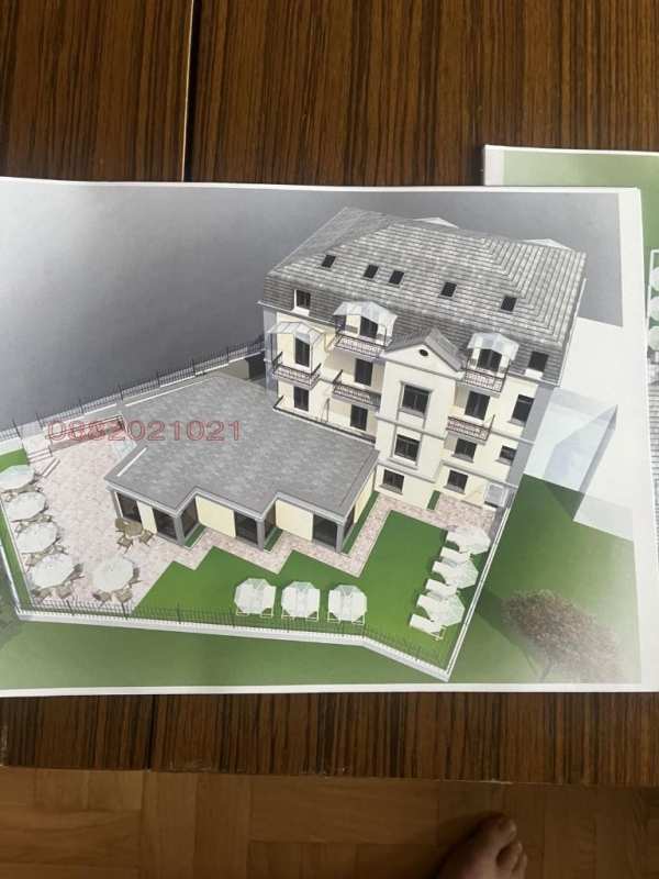 Продава хотел, гр. трън, област перник