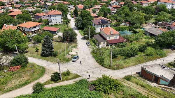 Продава парцел, с. брестник, област пловдив