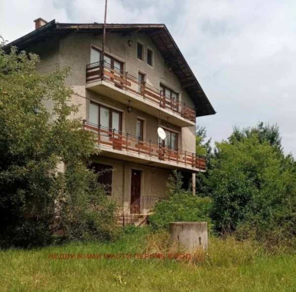 Продава  къща с. Люлин, област Перник
      96 кв.м