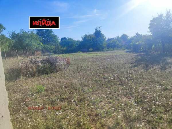 Продава парцел, с. бръшлен, област русе