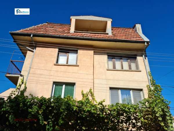 Продава 4-стаен, гр. плевен, 9-ти квартал