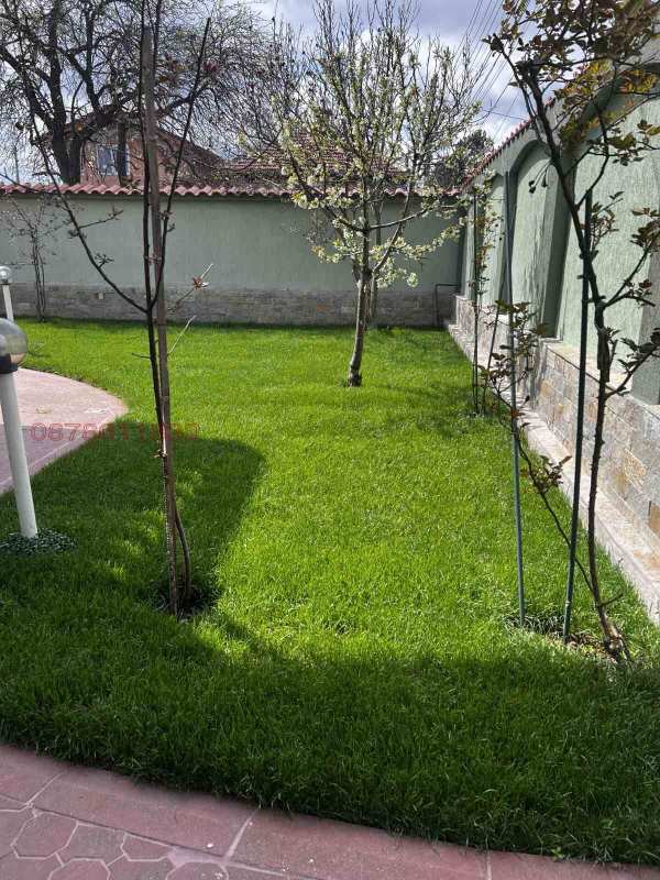 Продава къща, гр. божурище, област софия област