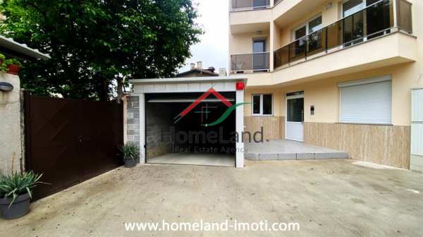 Продава  гараж, паркомясто град Пазарджик, Идеален център
      20 кв.м