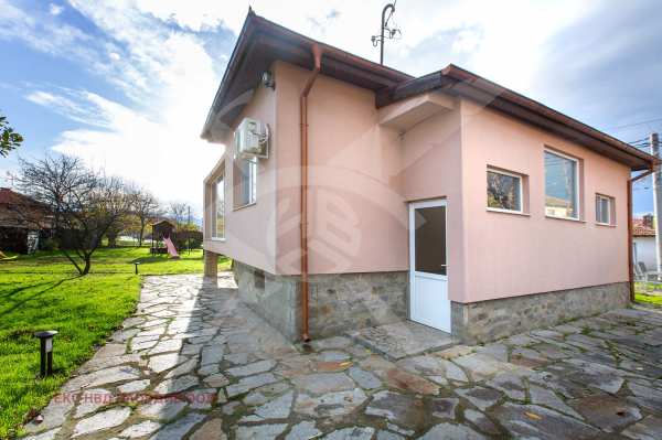 Продава къща, с. оризари, област пловдив