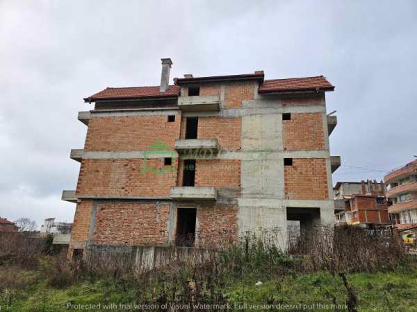 Продава  хотел гр. Обзор, област Бургас
      592 кв.м