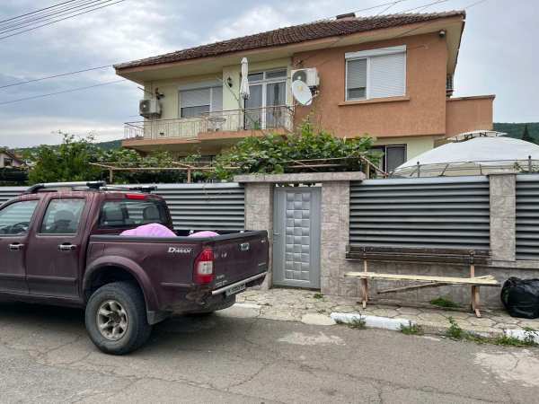 Продава къща, с. кошарица, област бургас