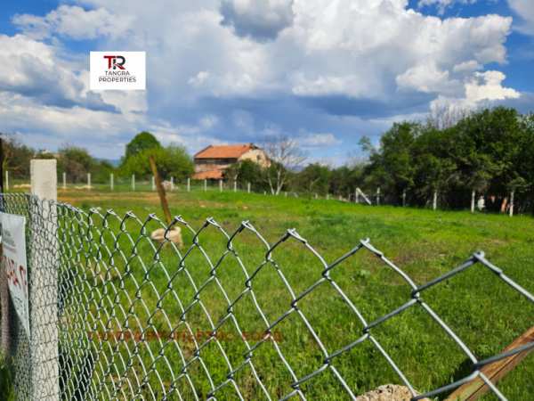 Продава парцел, с. извор, област перник