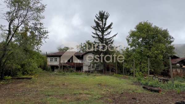 Продава парцел, с. таваличево, област кюстендил