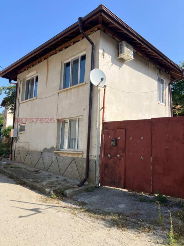 Продава къща, гр. троян, област ловеч