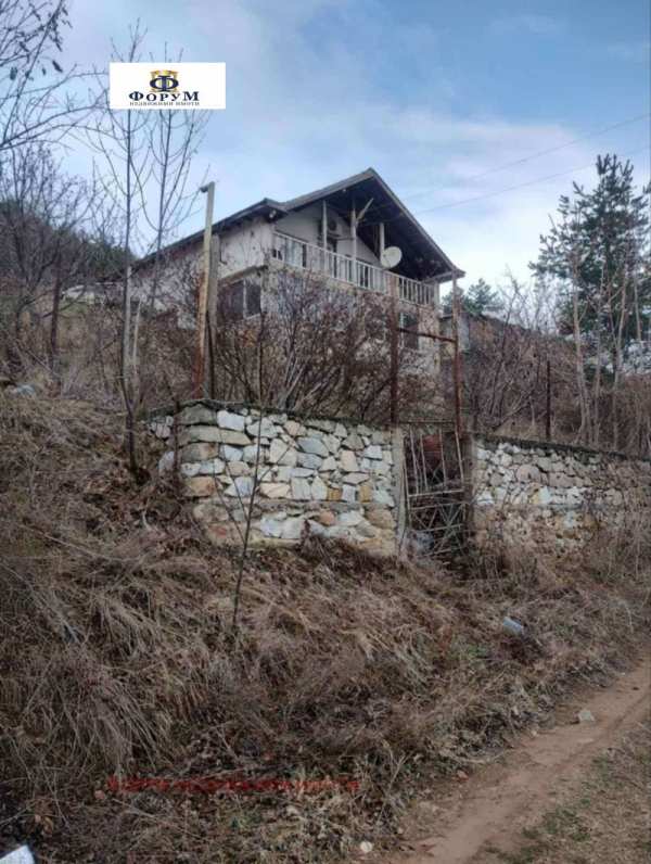 Продава  вила гр. Куклен, област Пловдив
      134 кв.м
