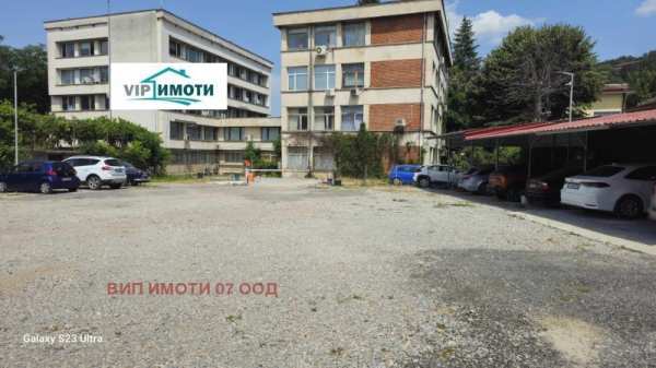 Продава парцел, гр. ловеч, център