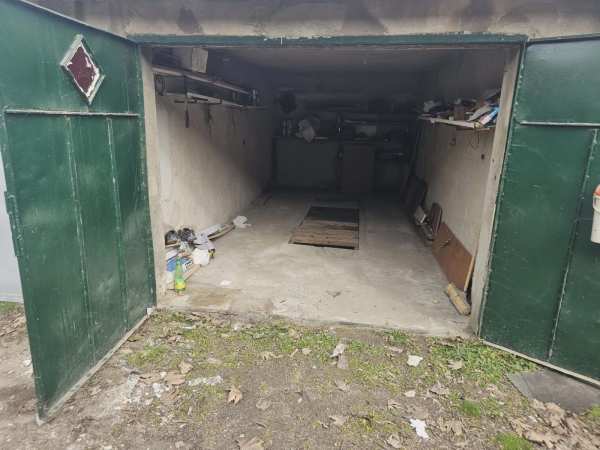 Продава гараж, паркомясто, гр. кърджали, център