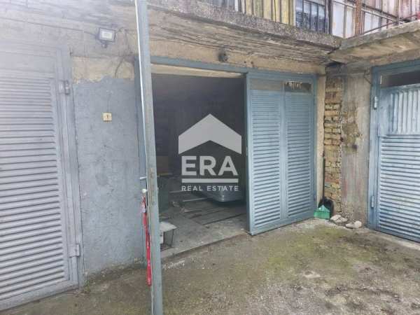 Продава гараж, паркомясто, гр. аксаково, област варна