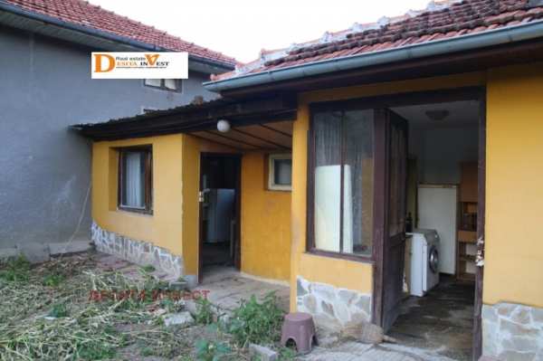 Продава  къща с. Бели Осъм, област Ловеч
      82 кв.м