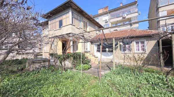 Продава къща, гр. горна оряховица, област велико търново