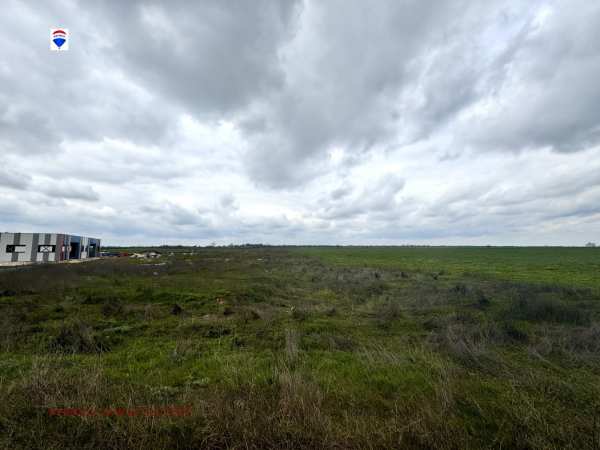 Продава парцел, гр. русе, промишлена зона - изток