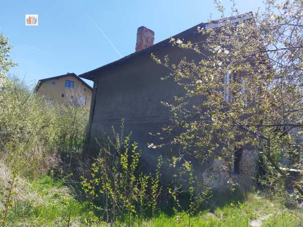 Продава къща, с. студена, област перник