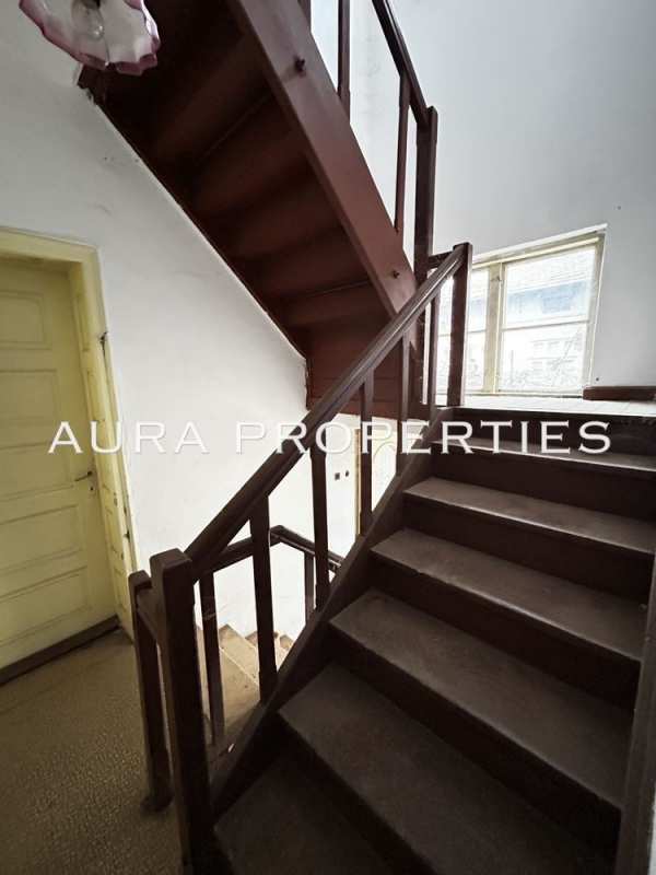 Продава къща, гр. разград, център