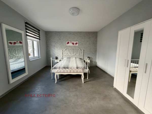 Продава  многостаен град Бургас, Център
      132 кв.м