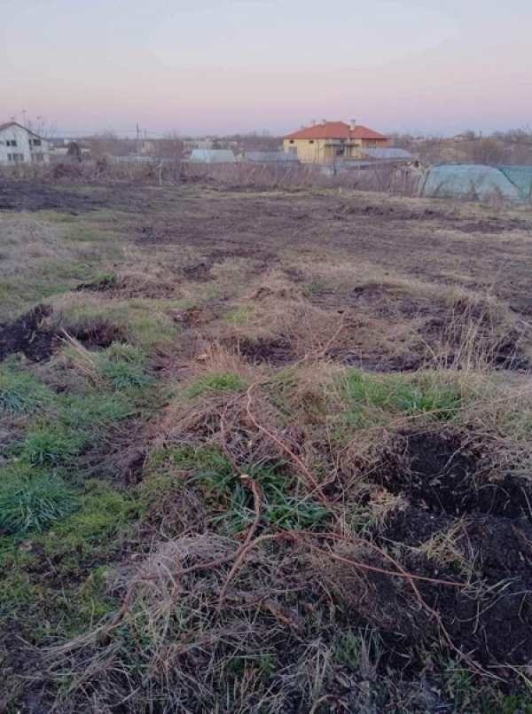 Продава парцел, с. ливада, област бургас