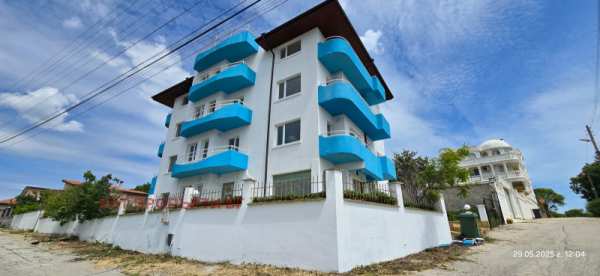 Продава  хотел гр. Бяла, област Варна
      578 кв.м