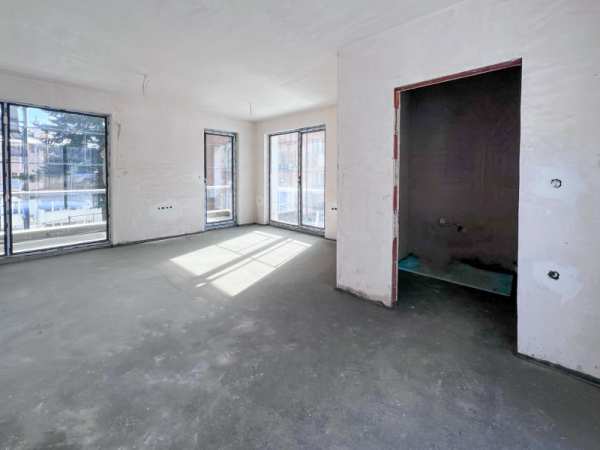 Продава  офис град Габрово, Център
      53 кв.м